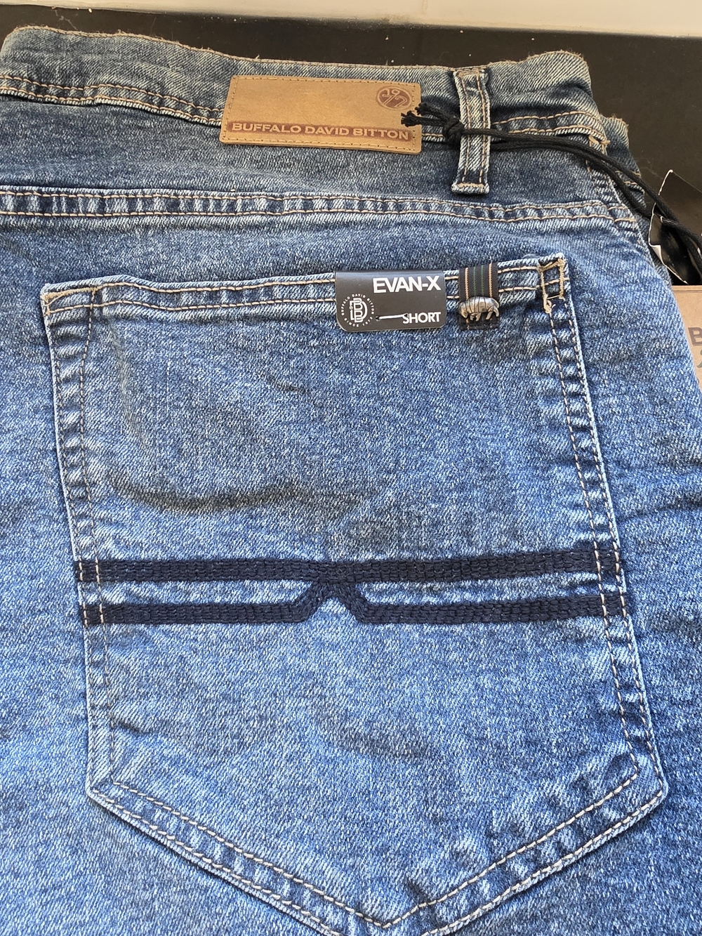 NWT Buffalo David Bitton Evan-X Men’s Denim Shorts Size 34 Blue Stretch Slim